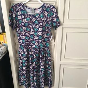 LuLaRoe Medium Amelia